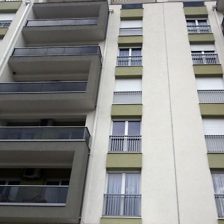 It Apartment Trebinje Buitenkant foto