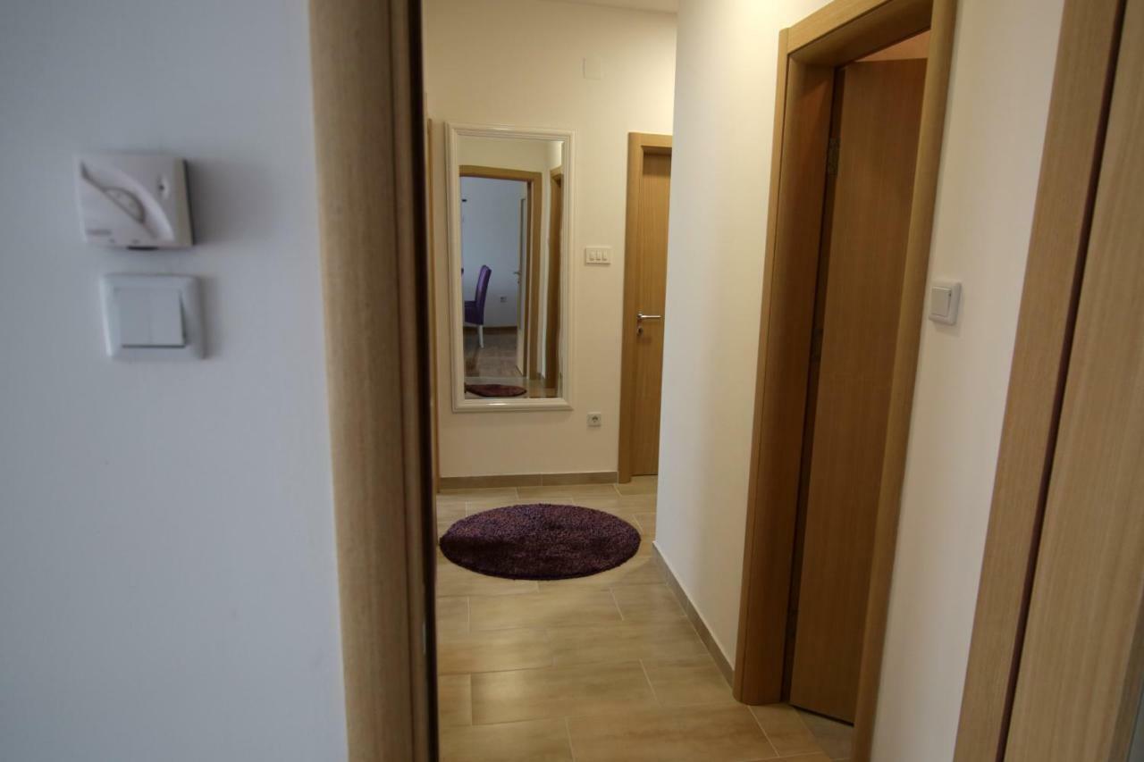 It Apartment Trebinje Buitenkant foto