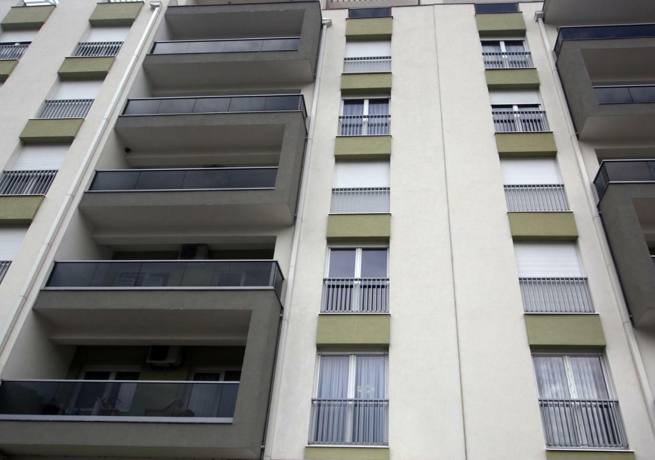 It Apartment Trebinje Buitenkant foto
