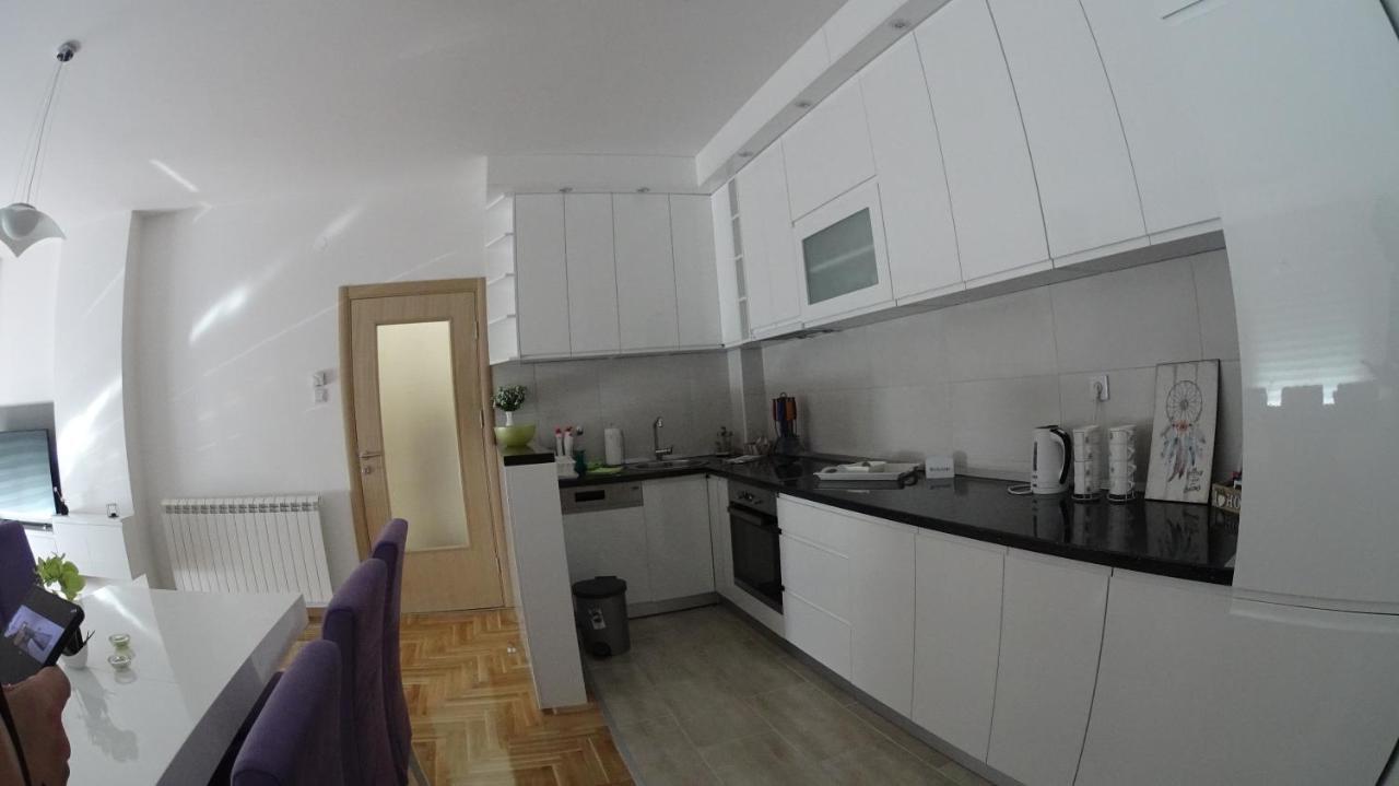 It Apartment Trebinje Buitenkant foto